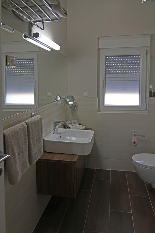 Rooms Villa Oasiss Vinkuran Bilik gambar